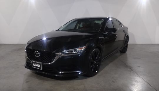 Mazda • Mazda 6