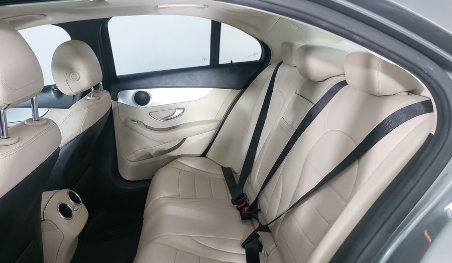 Mercedes Benz Clase C 2.0 200 CGI SPORT AT Sedan 2017