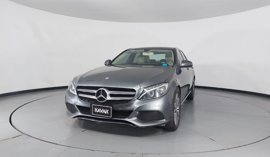 Mercedes Benz Clase C 2.0 200 CGI SPORT AT Sedan 2017
