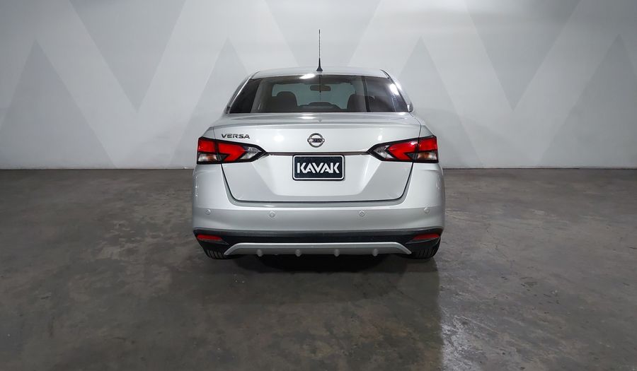 Nissan Versa 1.6 SENSE CVT Sedan 2021