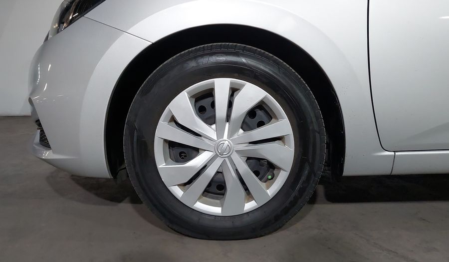 Nissan Versa 1.6 SENSE CVT Sedan 2021