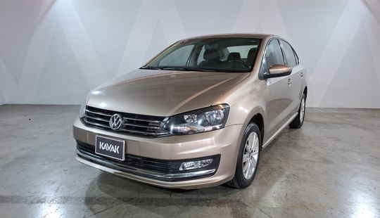 Volkswagen • Vento