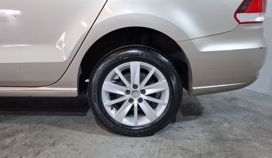 Volkswagen Vento 1.6 HIGHLINE TIPTRONIC Sedan 2017