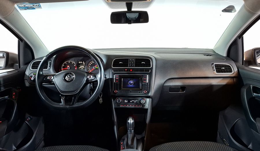 Volkswagen Vento 1.6 HIGHLINE TIPTRONIC Sedan 2017