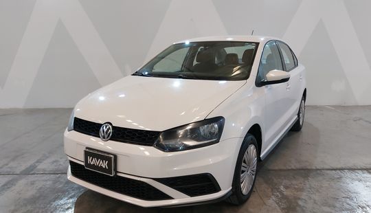 Volkswagen • Vento