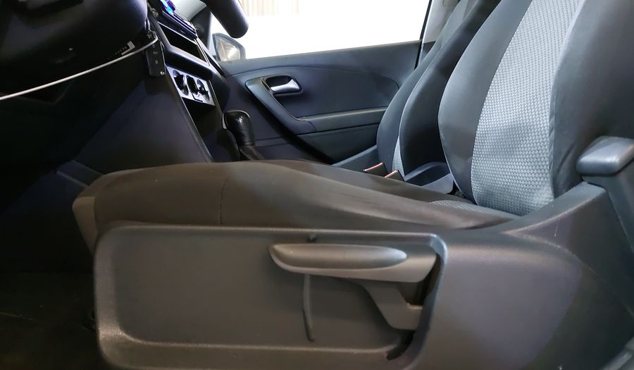 Volkswagen Vento 1.6 STARTLINE AUTO Sedan 2021