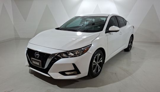 Nissan • Sentra