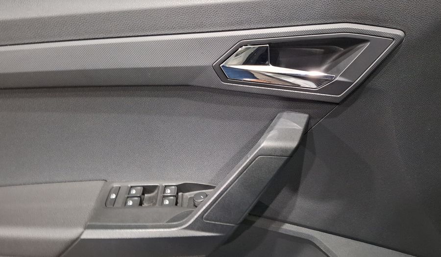 Seat Arona 1.6 STYLE AUTO Suv 2018