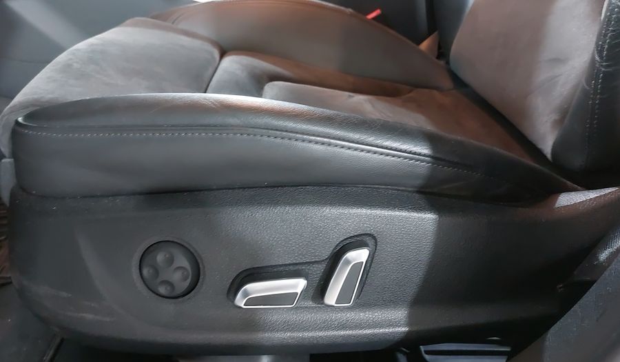 Audi A4 1.8 TFSI SPORT LMT EDITION MULTITRONIC Sedan 2016