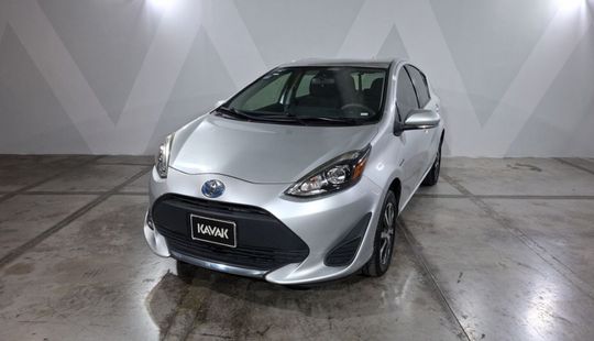Toyota • Prius C