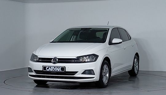 Volkswagen • Polo