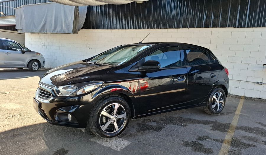 Chevrolet Onix 1.4 LTZ AT Hatchback 2017