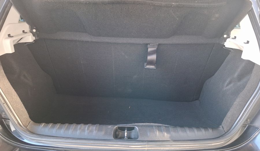 Chevrolet Onix 1.4 LTZ AT Hatchback 2017