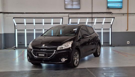 Peugeot • 208