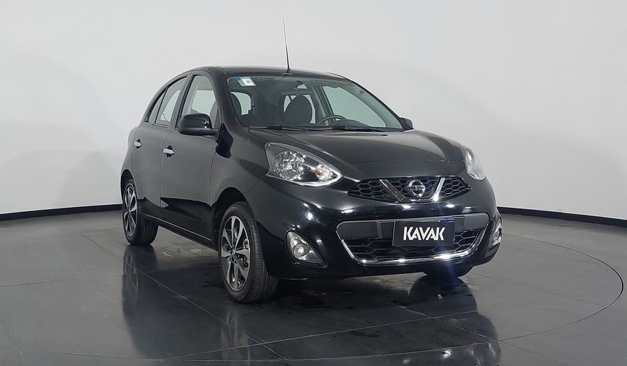 Nissan March SL Hatchback 2017