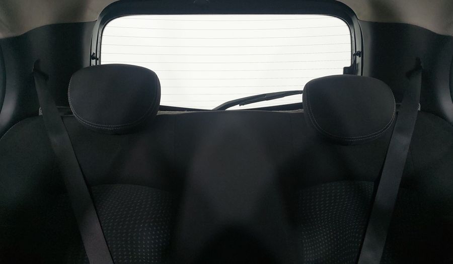 Nissan March SL Hatchback 2017