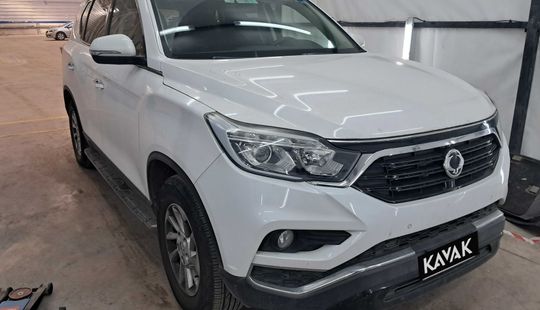 Ssangyong • Rexton