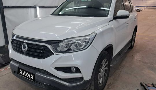 Ssangyong • Rexton