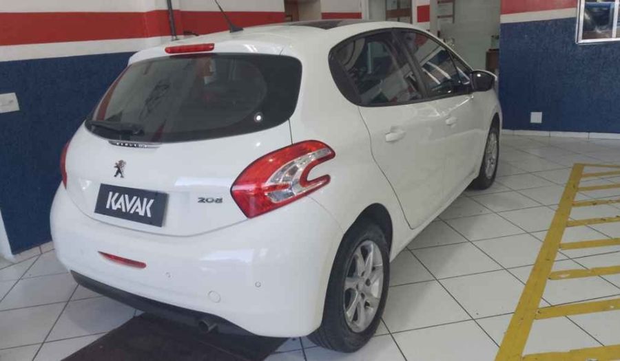 Peugeot 208 ALLURE Hatchback 2016