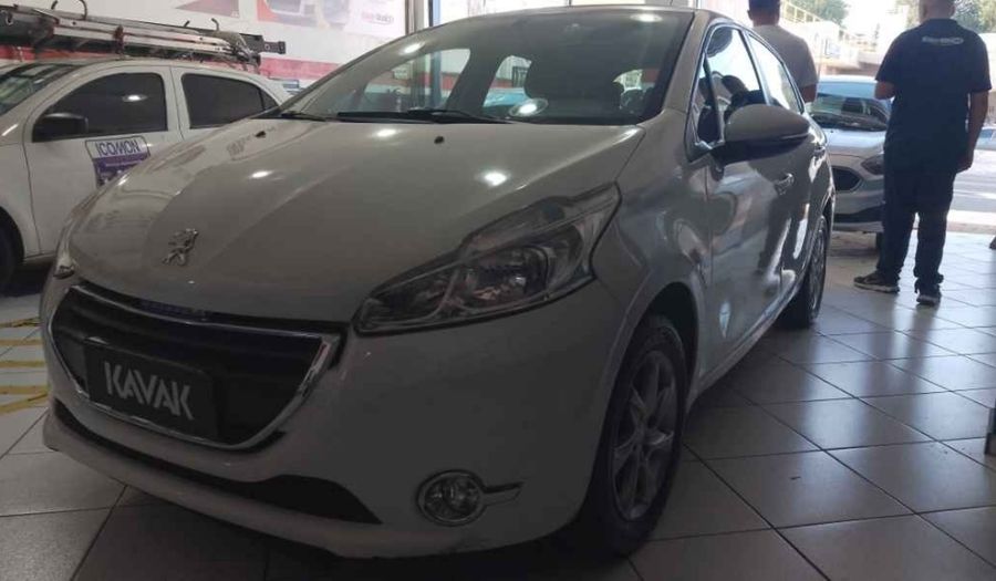 Peugeot 208 ALLURE Hatchback 2016