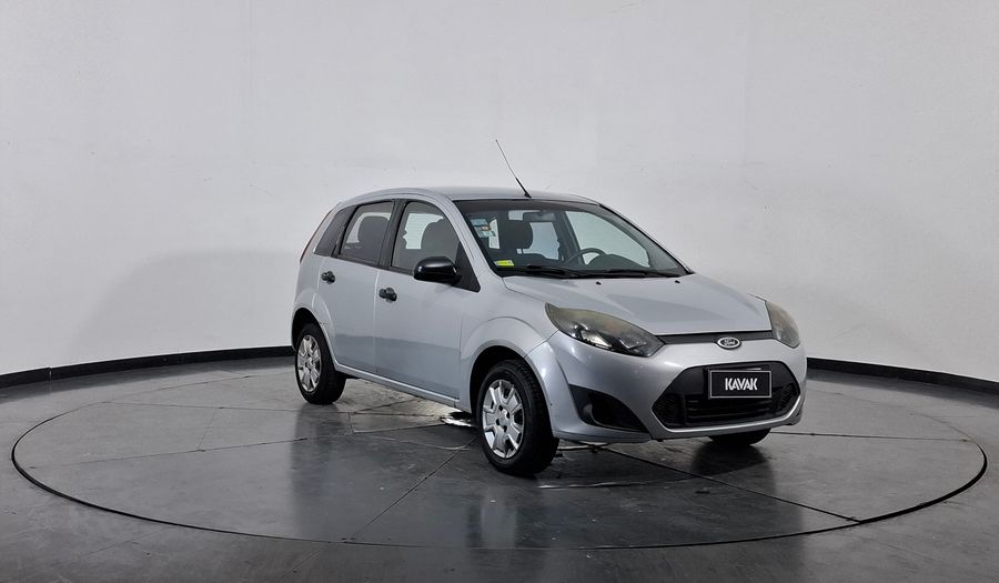 Ford Fiesta 1.6 AMBIENTE Hatchback 2011