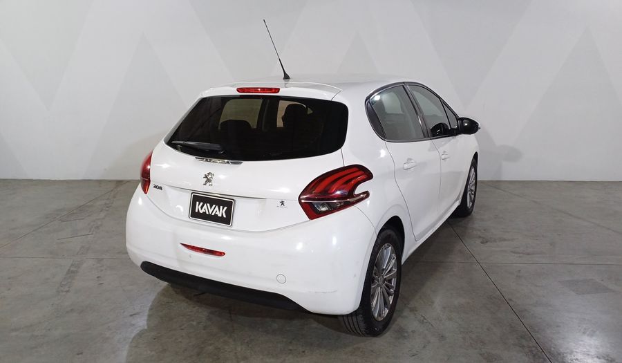 Peugeot 208 1.6 ALLURE MT Hatchback 2016
