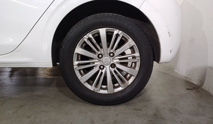 Peugeot 208 1.6 ALLURE MT Hatchback 2016