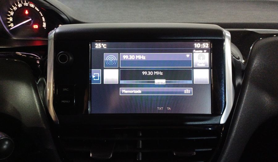 Peugeot 208 1.6 ALLURE MT Hatchback 2016