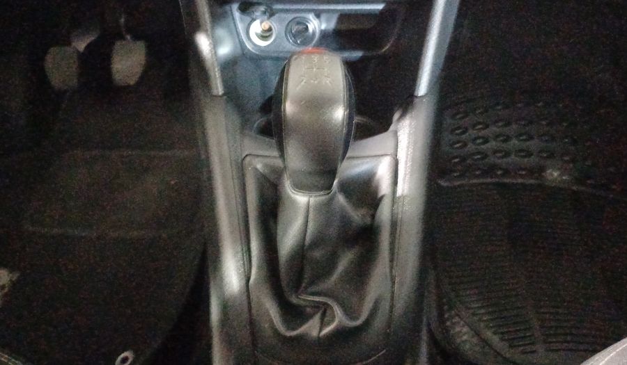 Peugeot 208 1.6 ALLURE MT Hatchback 2016