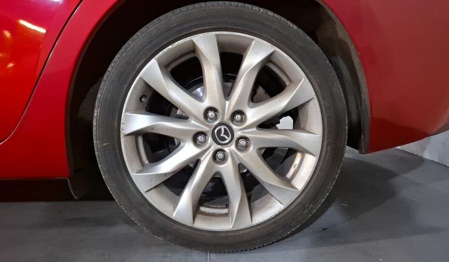 Mazda 3 2.5 SEDÁN S GT TA Sedan 2015