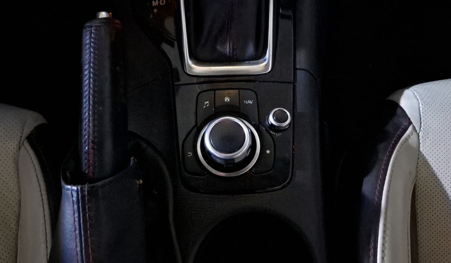 Mazda 3 2.5 SEDÁN S GT TA Sedan 2015