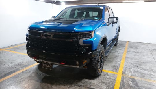 Chevrolet • Cheyenne