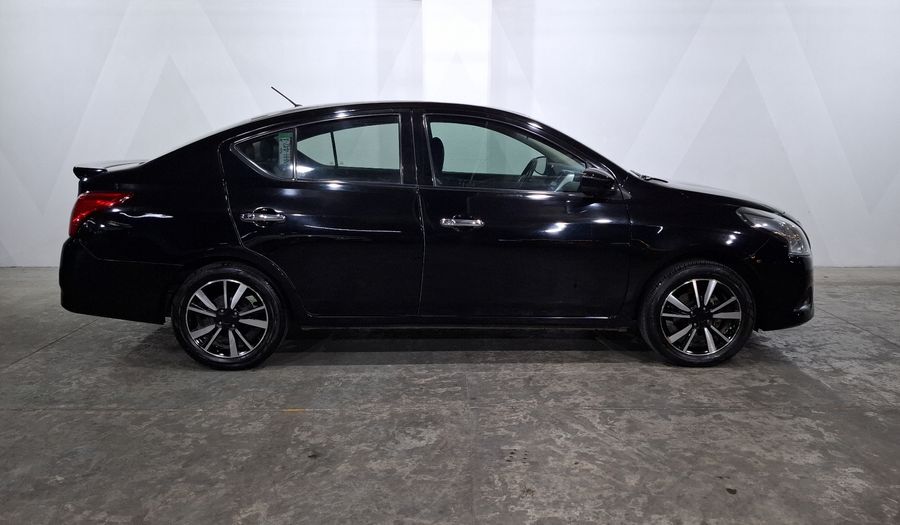 Nissan Versa 1.6 EXCLUSIVE AUTO Sedan 2019