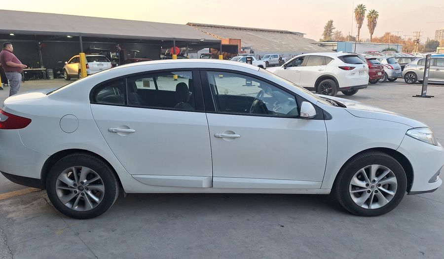 Renault Fluence 2.0 CVT DYNAMIQUE Sedan 2015