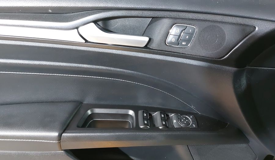 Ford Fusion 2.0 TITANIUM AUTO Sedan 2018