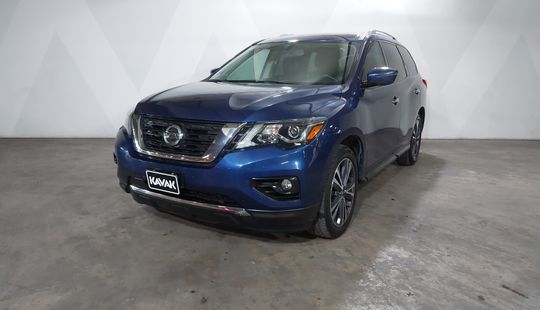 Nissan • Pathfinder