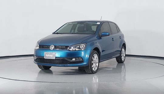 Volkswagen • Polo