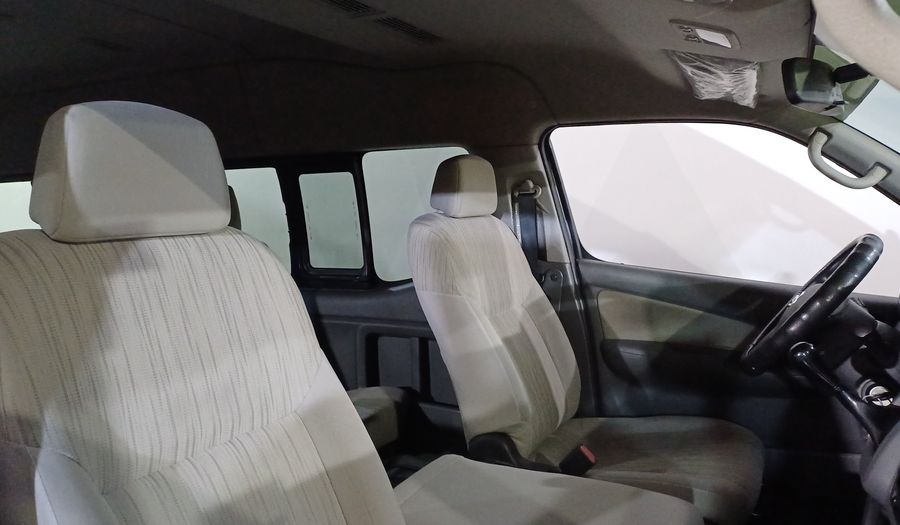 Nissan Nv350 Urvan 2.5 15 PASAJEROS AMPLIA A/A PAQ SEG Van 2020