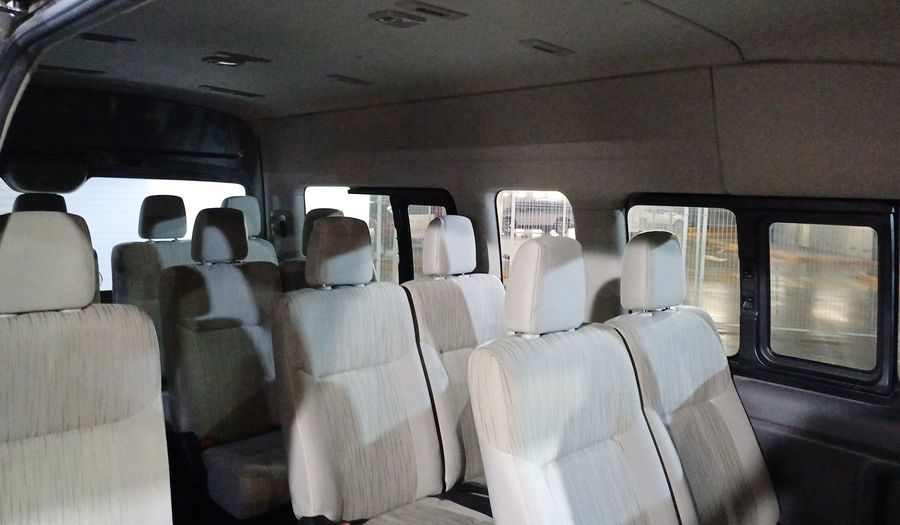 Nissan Nv350 Urvan 2.5 15 PASAJEROS AMPLIA A/A PAQ SEG Van 2020