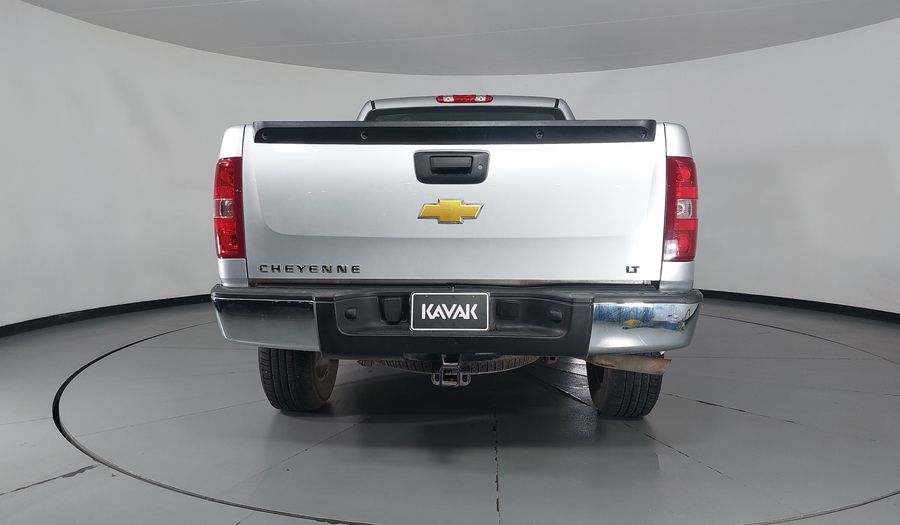 Chevrolet Cheyenne 5.3 2500 CHEYENNE CAB REG 4WD P V8 AT Pickup 2013
