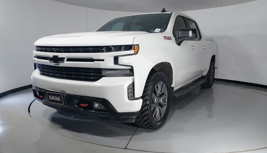 Chevrolet • Cheyenne