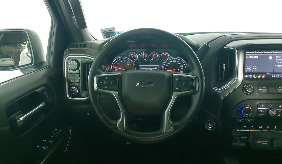 Chevrolet Cheyenne 5.3 CHEYENNE RST CREW CAB B 4WD Pickup 2021