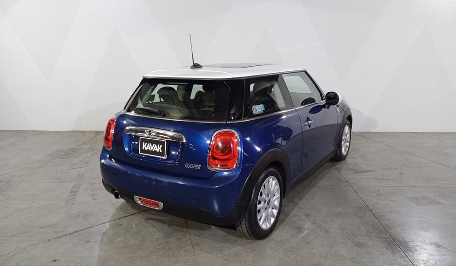 Mini Cooper 1.5 COOPER CHILI AT Hatchback 2016