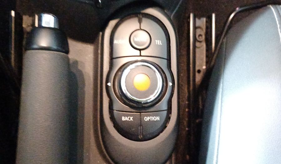 Mini Cooper 1.5 COOPER CHILI AT Hatchback 2016