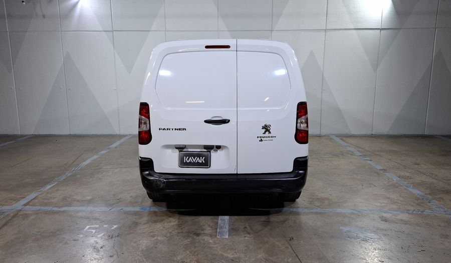 Peugeot Partner 1.2 PURETECH MAXI PACK Van 2022