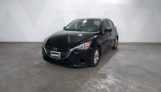 Mazda • Mazda 2