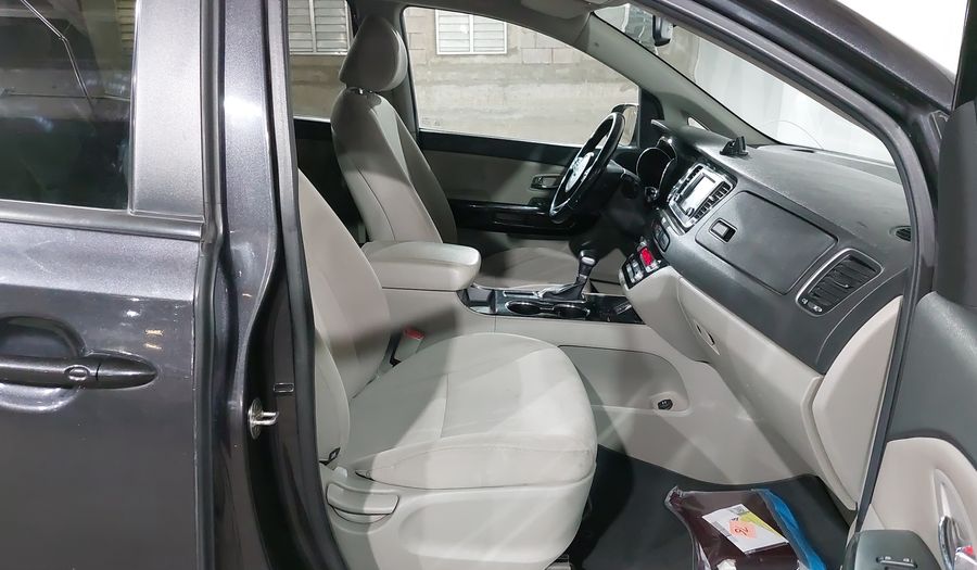 Kia Sedona 3.3 EX AUTO Minivan 2020