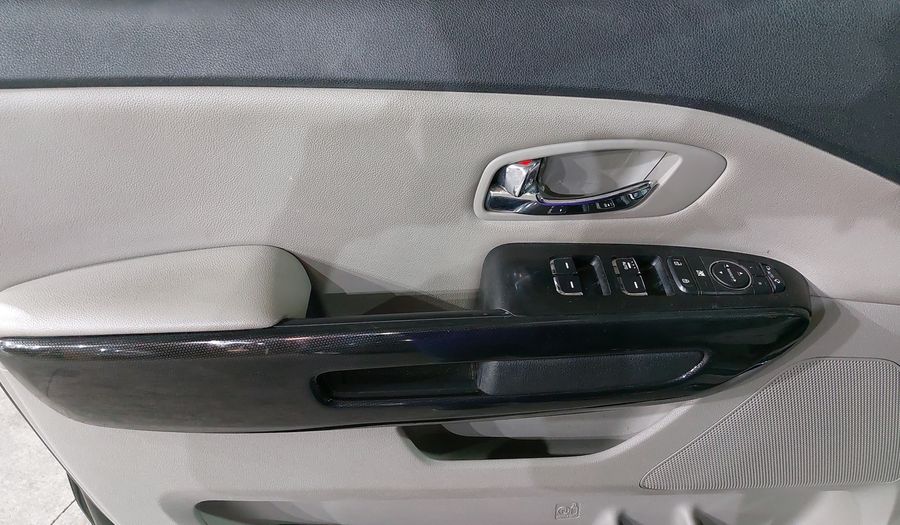Kia Sedona 3.3 EX AUTO Minivan 2020