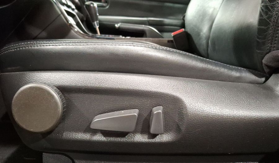 Mazda 6 3.7 S GRAND TOURING TA Sedan 2012