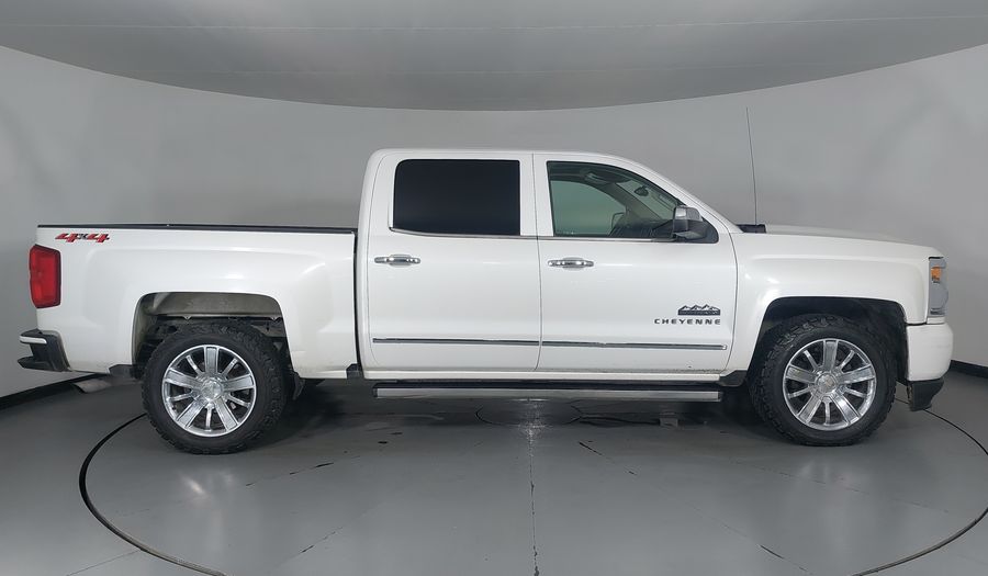Chevrolet Cheyenne 6.2 2500 CHEYENNE CREW CAB G AT 4WD Pickup 2018
